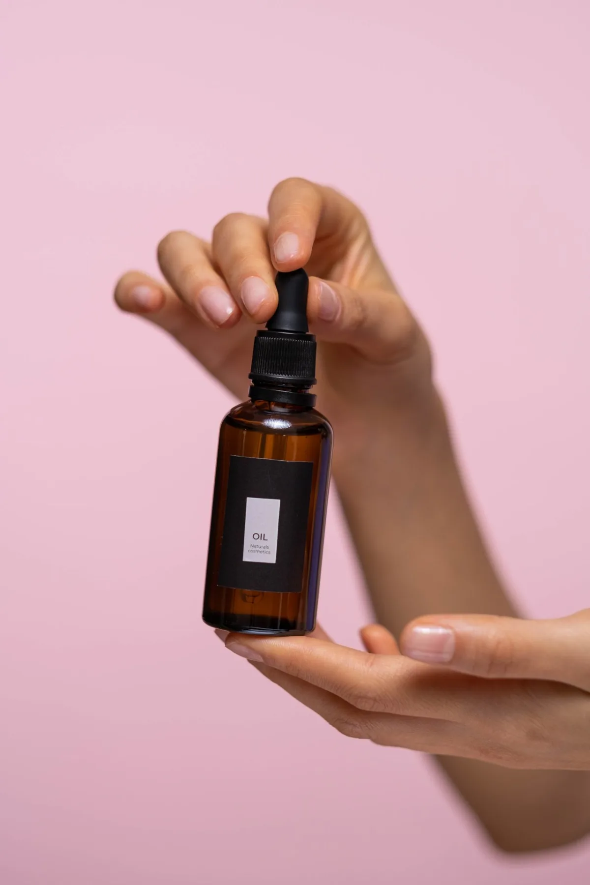 Sérum à l'acide glycolique : le guide complet pour une peau éclatante